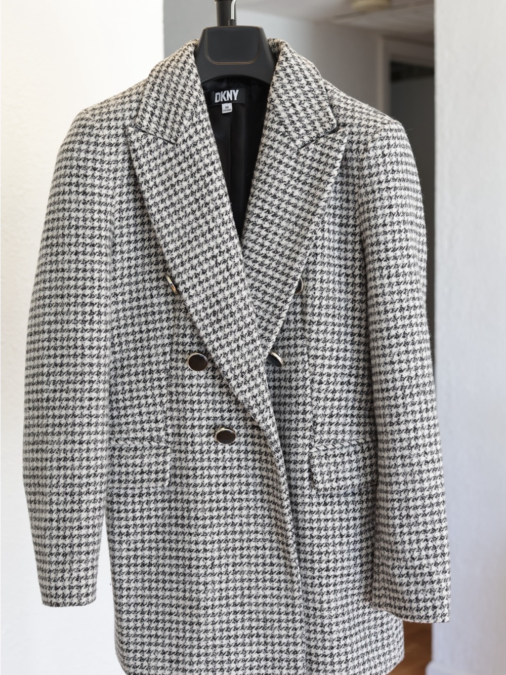 DKNY Black & White Houndstooth Double-Breasted Blazer Coat